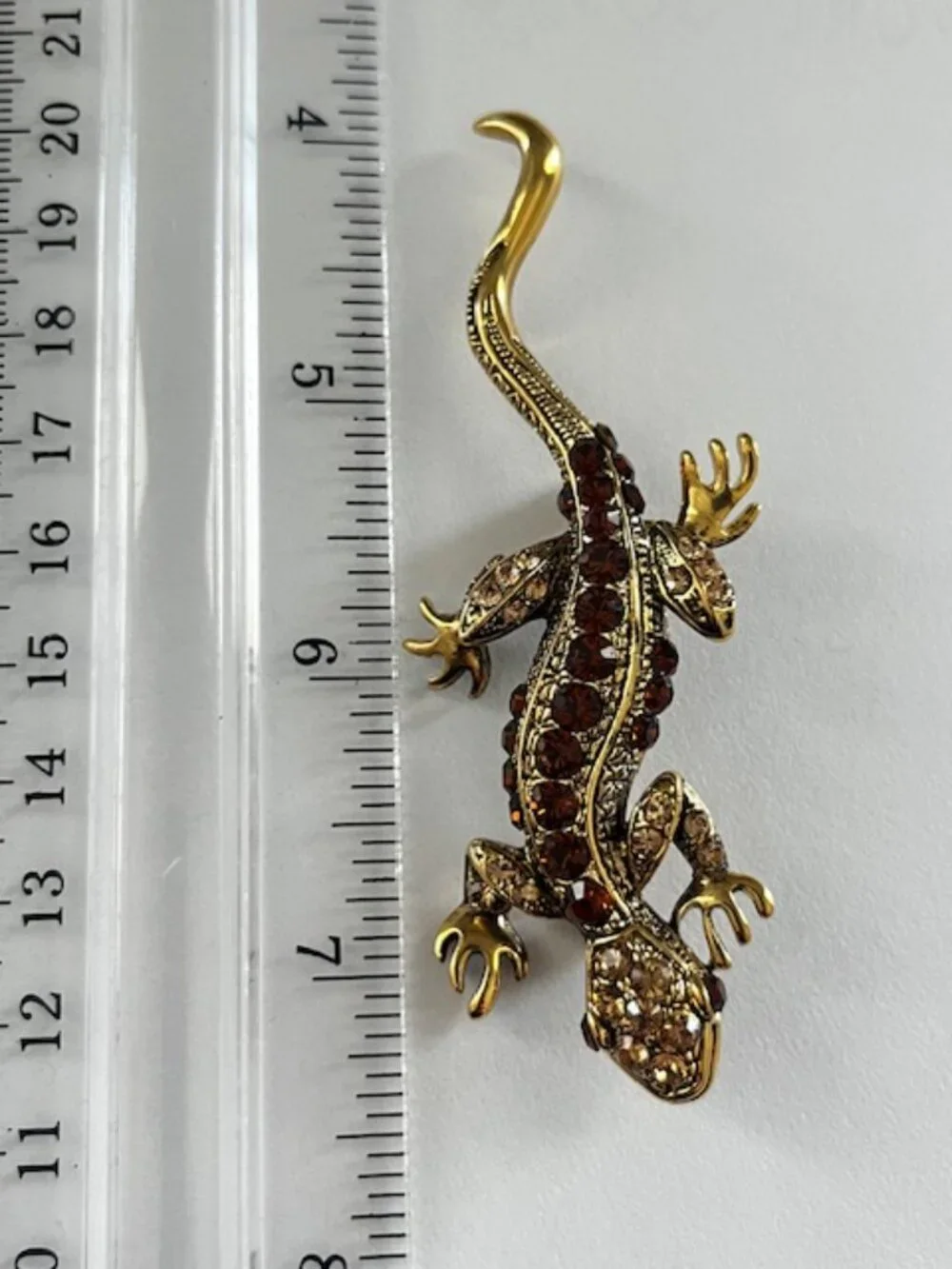 Lizard Brooch Pin Amber Gold Rhinestones Gold Tone Setting